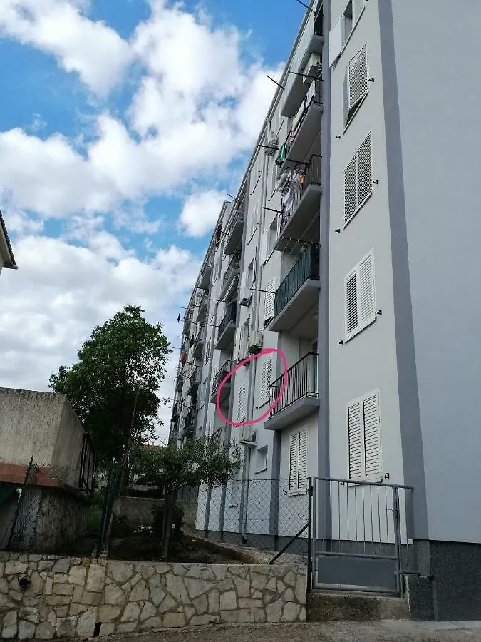 Studio Apartment Mila Пула